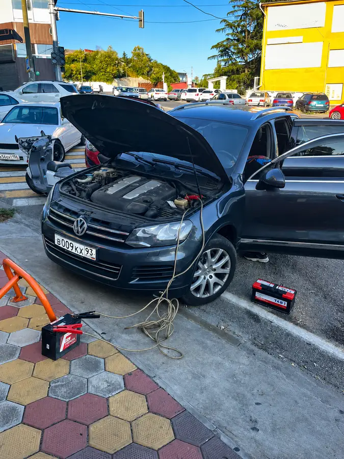 Выездная установка автомобильного аккумулятора Volkswagen в Сочи
